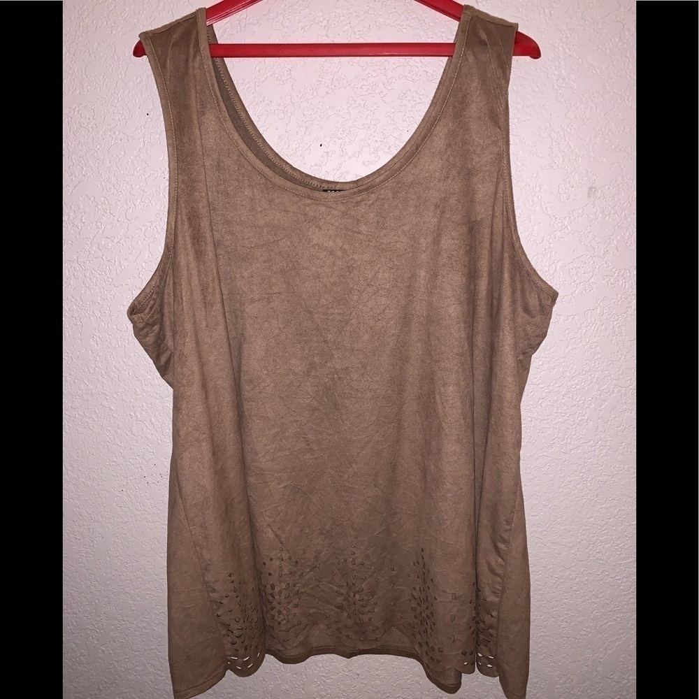 🌵TORRID Suede Cutout Tank Shirt Tan 4/4X 26 Hx